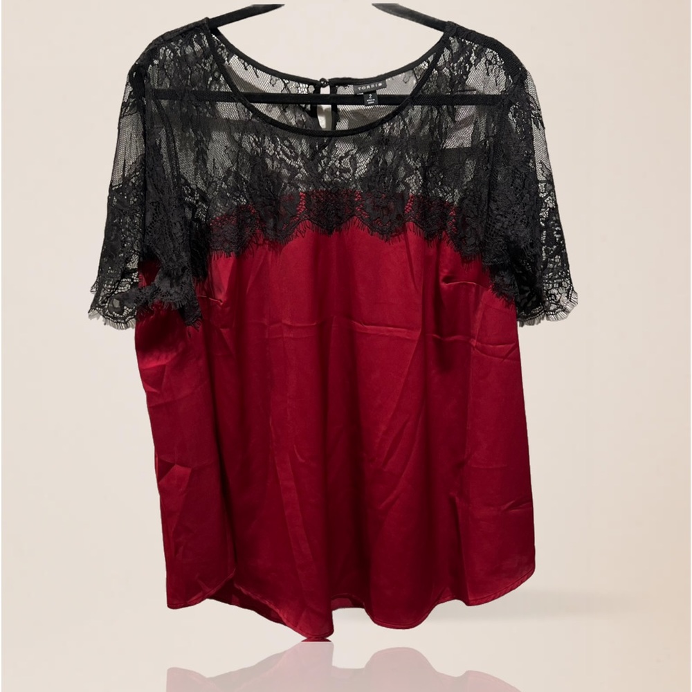 Torrid Satin With Lace Trim Burgundy Blouse size 2/2X